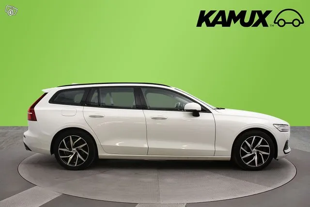 Volvo V60 T6 TwE AWD Momentum aut / Pilot Assist / PA-lämmitin / Panoraama / Vetokoukku / VOC / Image 2